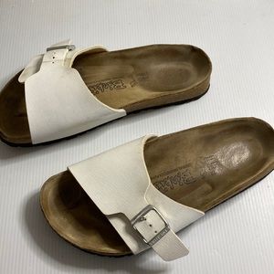 Birkenstock Slippers Size 37 white